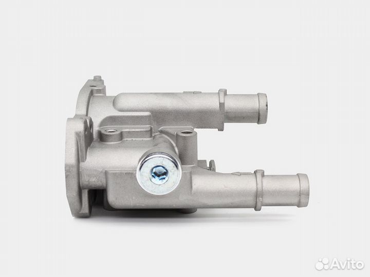 Корпус термостата новый GM Opel Zafira - 96817255