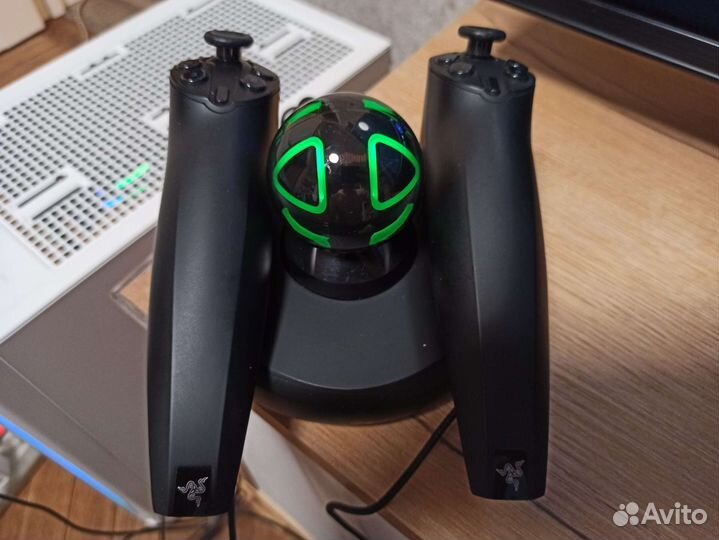 Контроллер Razer Hydra