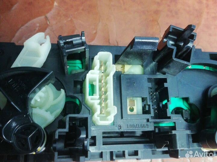 Блок управления печкой Пежо 207