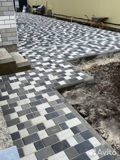 Крупноформатная тротуарная плитка