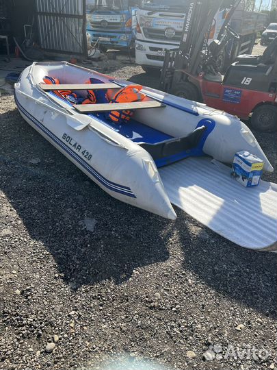 Лодка надувная Solar 420 мк с мотором Tohatsu M30S