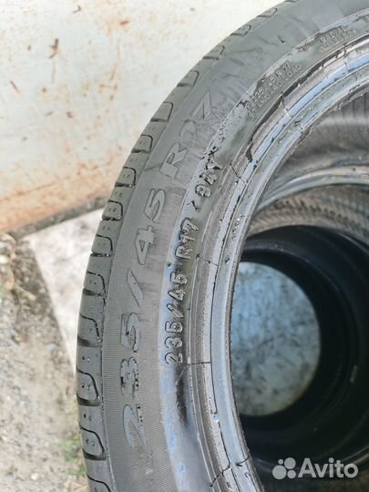 Pirelli Cinturato P7 235/45 R17 94W