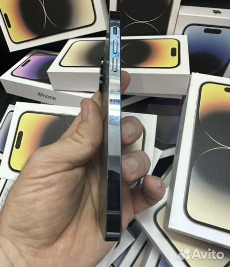 iPhone xr в корпусе 15 pro 128 gb