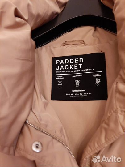 Пуховик женский Stradivarius