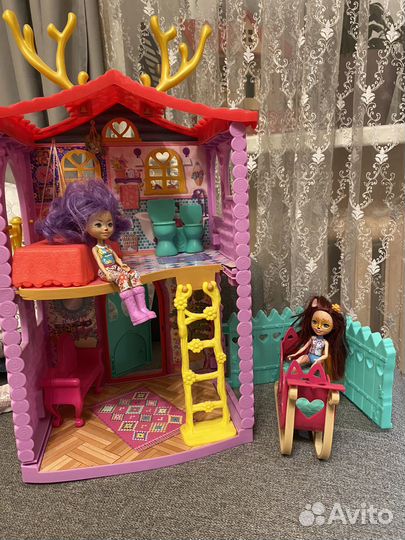 Домик кукольный enchantimals и сани