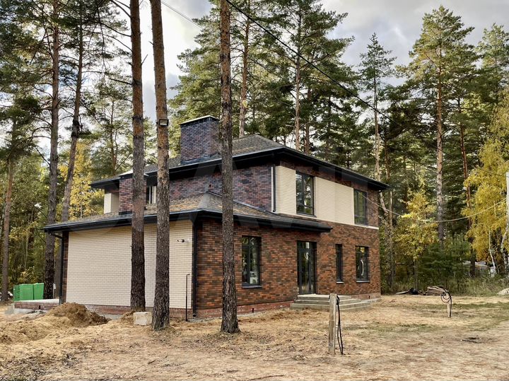 Дом 194 м² на участке 12 сот.