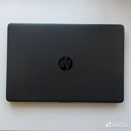 Ноутбук HP Laptop