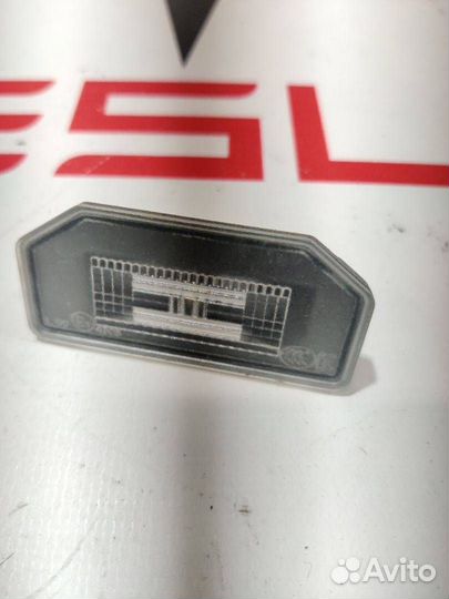 Подсветка номера Tesla Model 3 2019 1449730-00-B