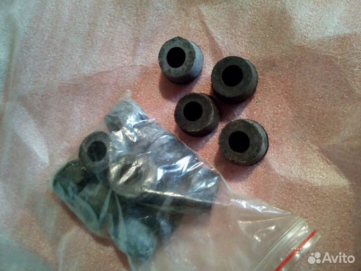 Новые втулки для амортизатора