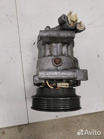 Компрессор кондиционера Renault Symbol седан