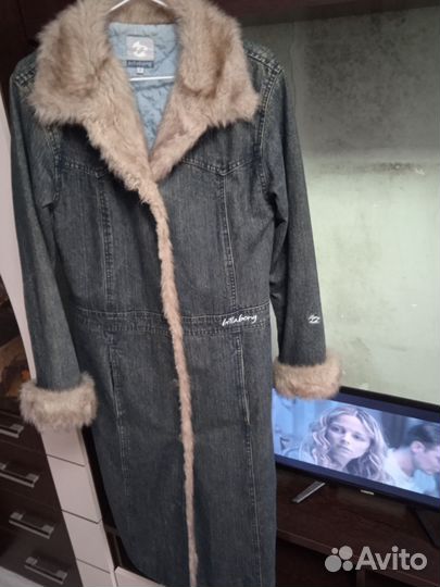 Джинсовое пальто с мехом