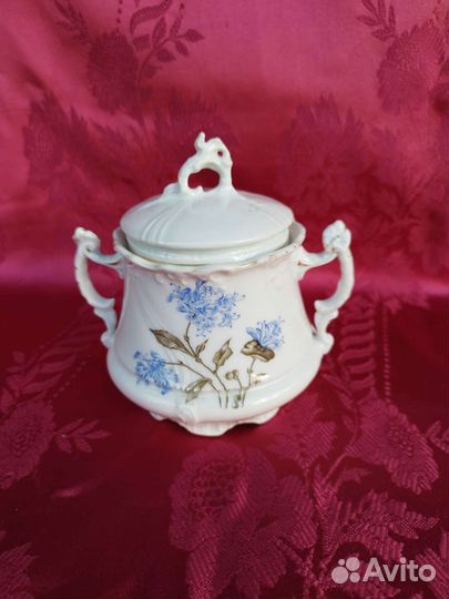 Сахарница старинная