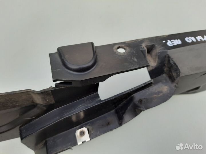 Накладка левого крыла Ford C Max