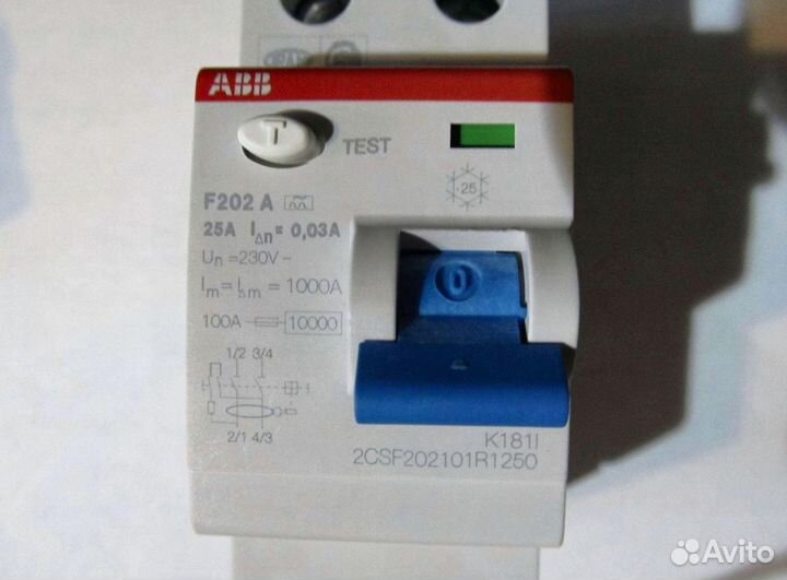 Узо FH202 FH204 ас 63 партия D102