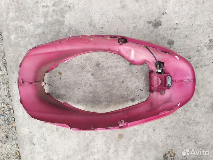 Пластик на мопед Honda Dio Дио af-34/35 бу Япония