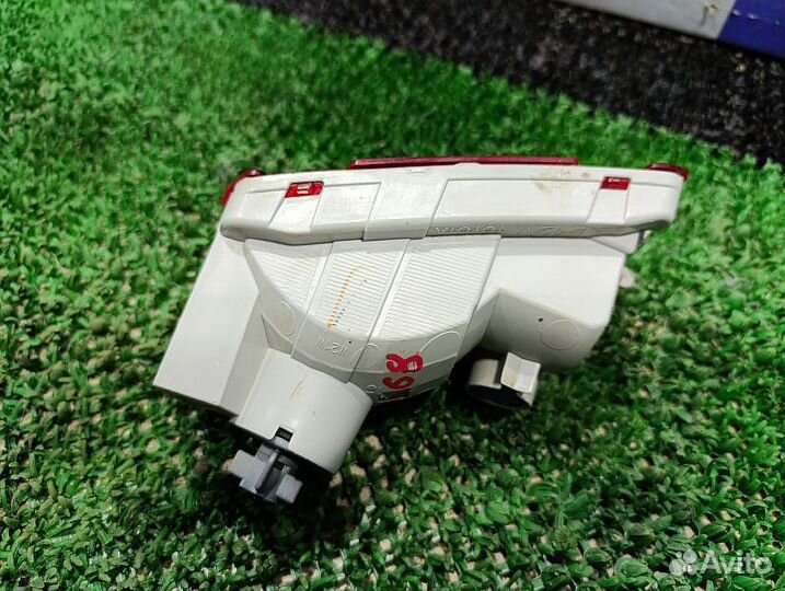 Противотуманная фара задняя левая Toyota Land Cruiser Prado