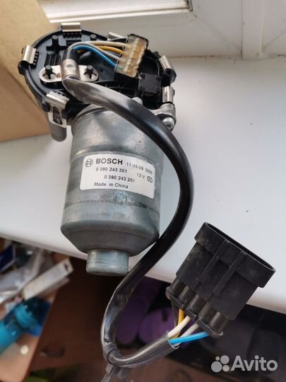 Мотор стеклоочистителя Калина kalina bosch