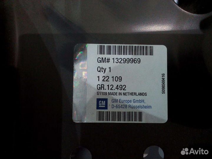 Панель средней стойки кузова правая opel astra J 1