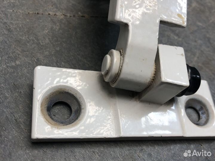 Зад прав ниж петля BMW X6