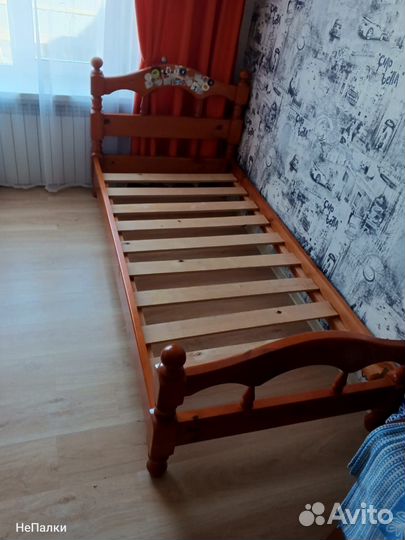 Кровать односпальная