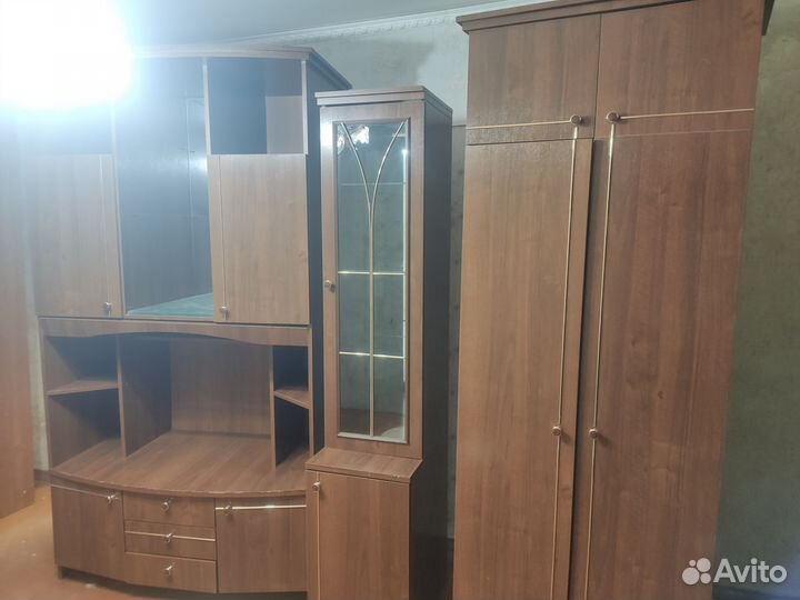 Стенка в гостиную