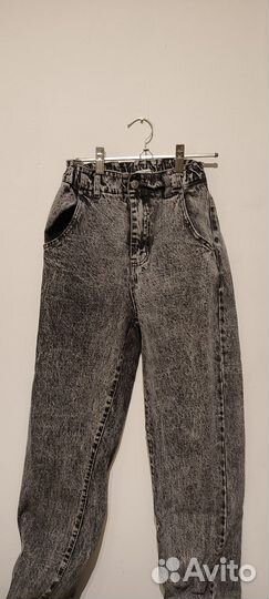 Джинсы серые