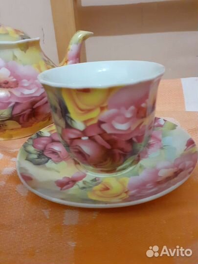 Чайный червиз на подставке