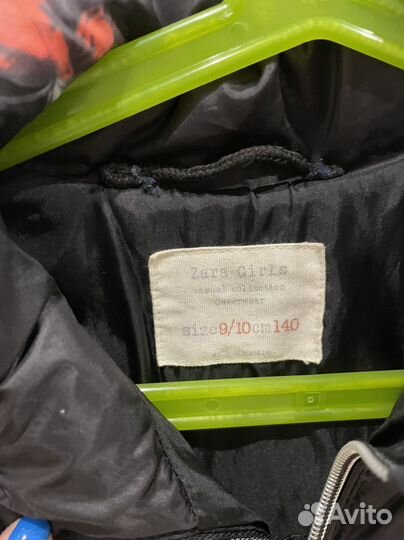 Куртка демисезоннаядля девочкт Zara