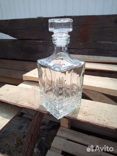 Графин Чарка с пробкой