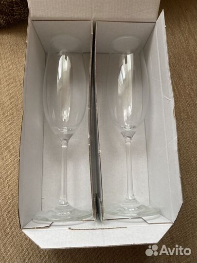 Бокалы для шампанского