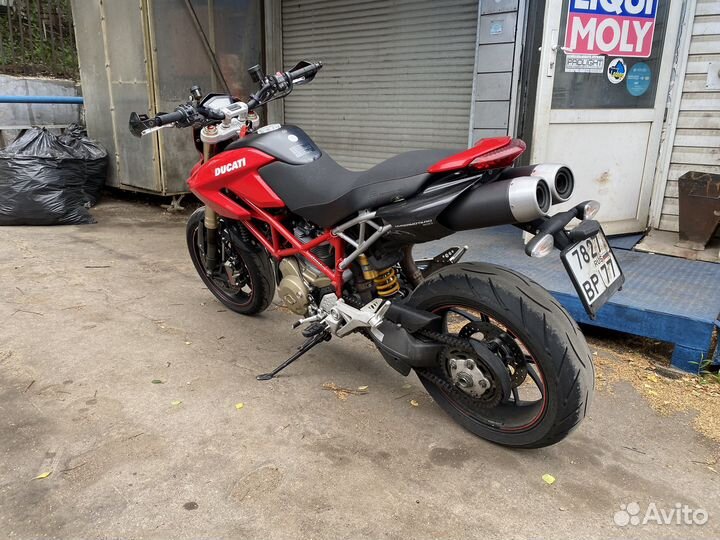 Ducati Hypermotard 1100S