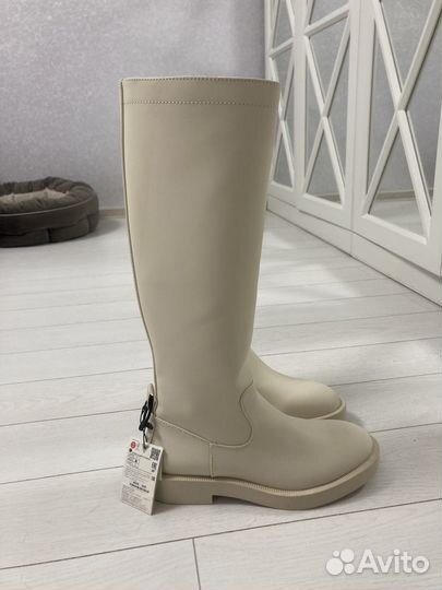 Новые резиновые сапоги Zara