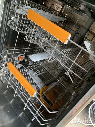 Посудомоечная машина Electrolux встраиваемая