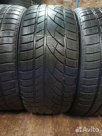 RoadX RX Frost WU01 225/40 R19