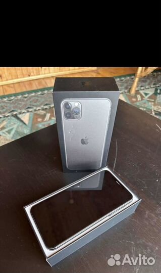 Телефон iPhone 11 pro max 64GB
