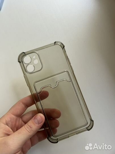 Чехлы на телефон iPhone 11