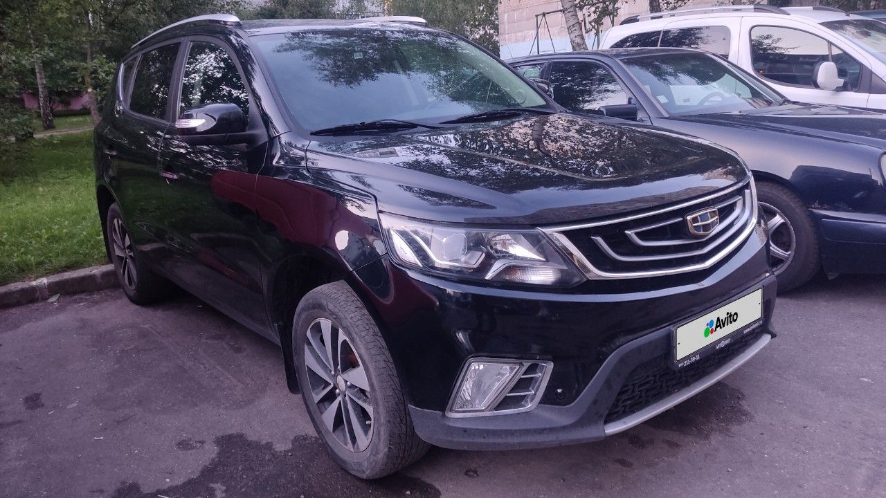 Geely Emgrand X7: фото владельца