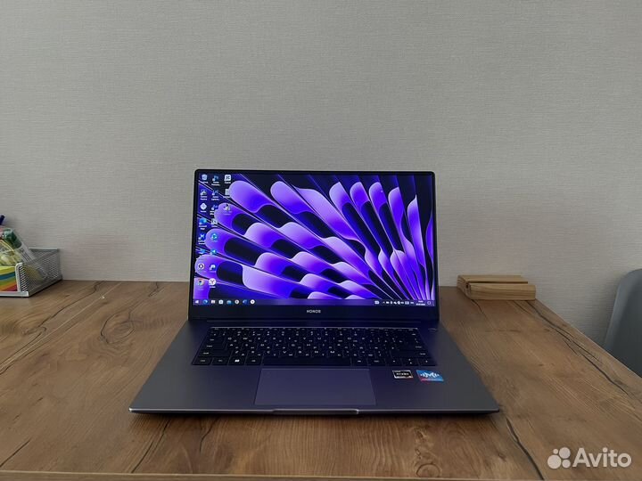 Ноутбук Honor MagicBook 15 AMD Ryzen 5 5500U