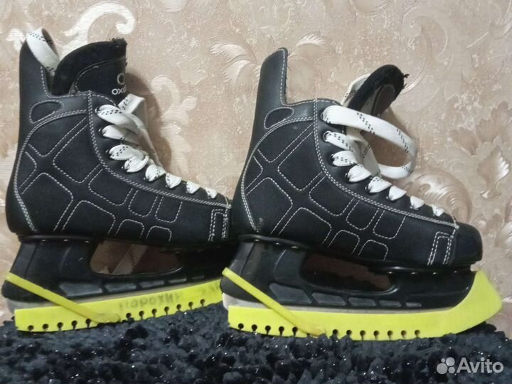 Коньки хоккейные 36 размер