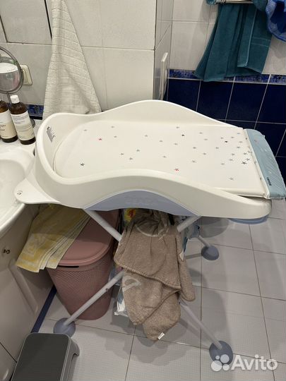 Пеленальный столик с ванночкой beaba