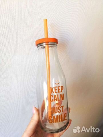 Новая бутылка с трубочкой