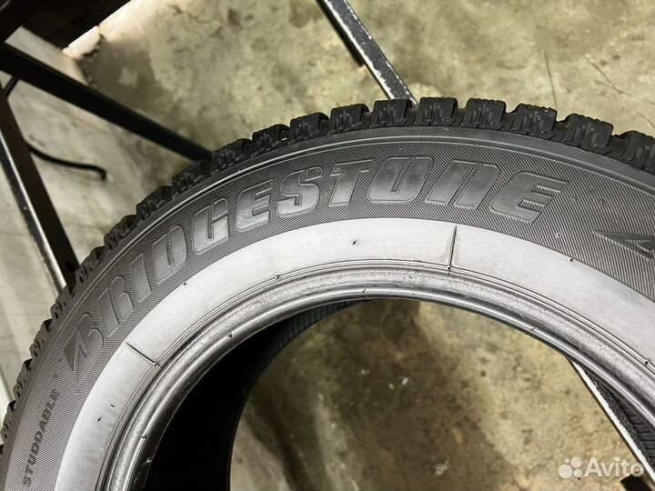 Bridgestone Ice Cruiser 7000 205/65 R15 94T