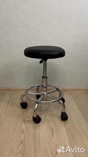 Парикмахерский стул