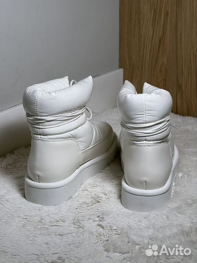 Женские Дутики Ugg Classic Mini Blow White