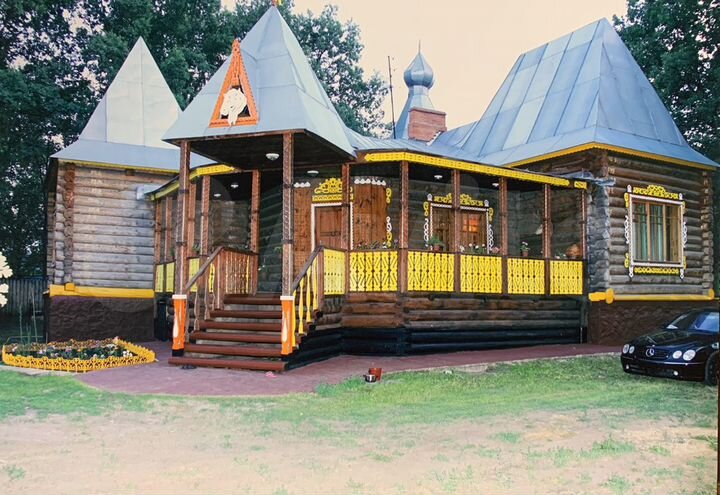 Дом 350 м² на участке 14 сот.