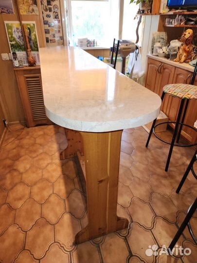 Барная стойка для кухни бу и 4 стула