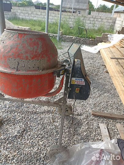 Бетономешалка бу