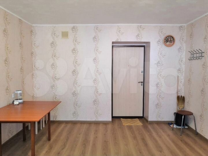 Комната 19,8 м² в 9-к., 2/5 эт.