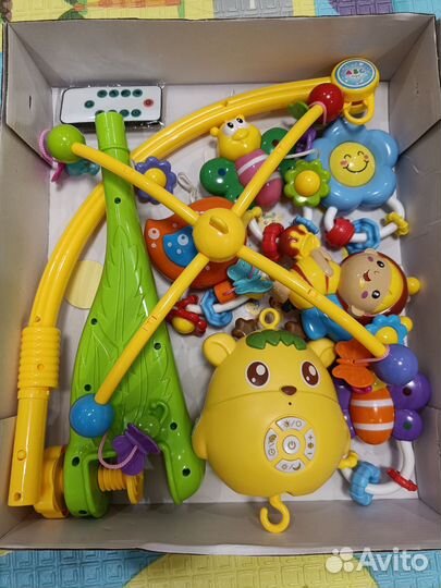 Мобиль на кроватку с проектором