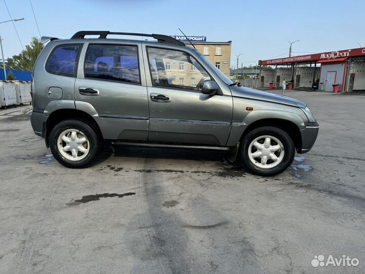 Chevrolet Niva 1.7 МТ, 2005, 240 000 км